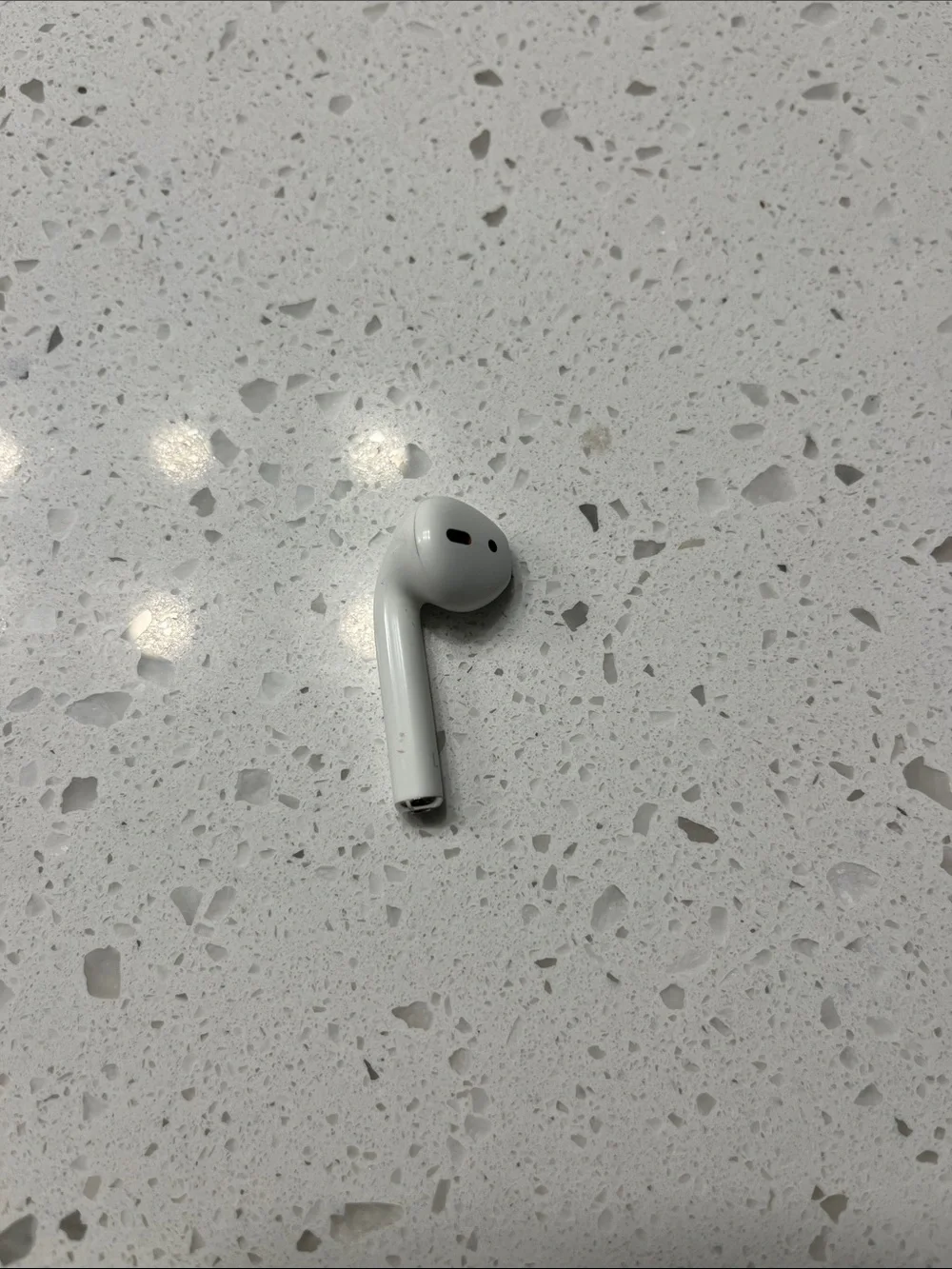 Genuine Apple Airpods Left (L)A1523 Bluetooth Right side Replacement ONLY